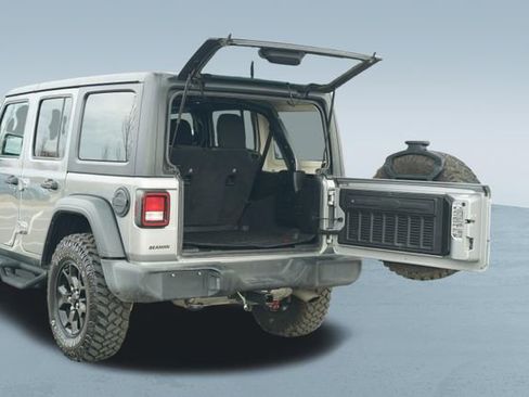 Used 2020 Jeep Wrangler Unlimited Sport image 17