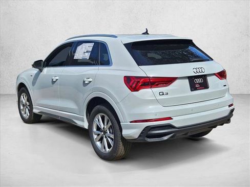 Certified 2025 Audi Q3 2.0T Premium w/ Convenience Package image 8