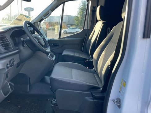 New 2026 Ford Transit 250 148 Medium Roof w/ Load Area Protection Package image 15