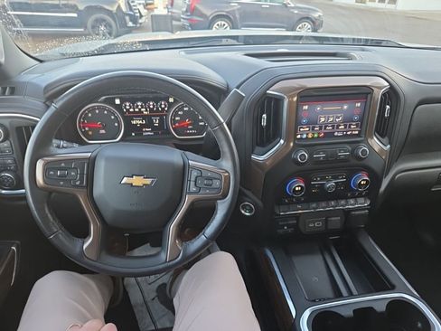 Certified 2021 Chevrolet Silverado 1500 High Country w/ Z71 Off-Road Package image 24