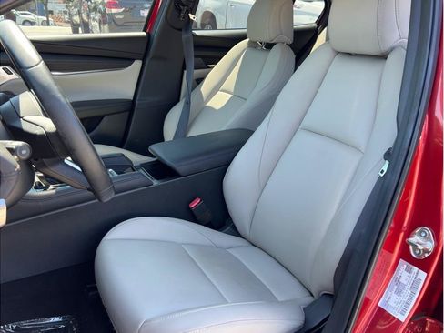 Used 2019 MAZDA MAZDA3 Sedan w/ Preferred Package FWD image 8