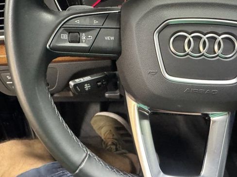 Used 2023 Audi Q5 2.0T Premium w/ Convenience Package AWD/4WD image 24