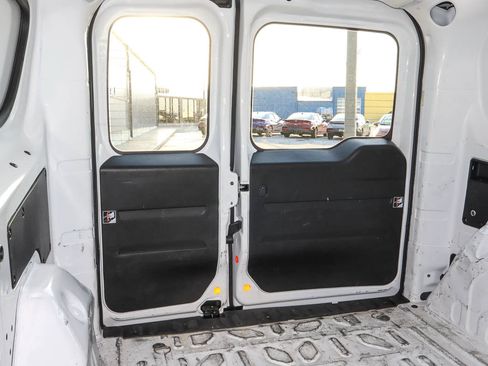 Used 2022 RAM ProMaster City Tradesman FWD image 10