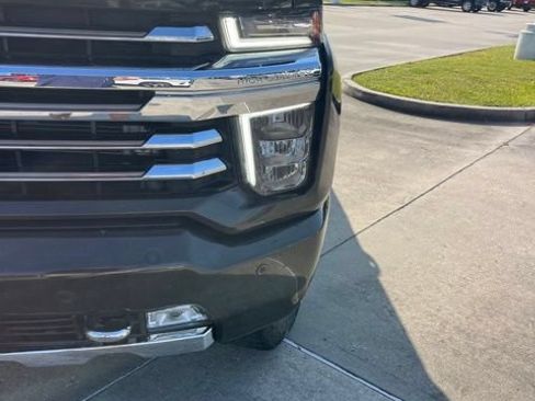 Used 2022 Chevrolet Silverado 2500 High Country w/ Safety Package II AWD/4WD image 13