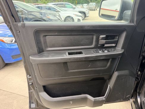 Used 2020 RAM 1500 Tradesman RWD image 12