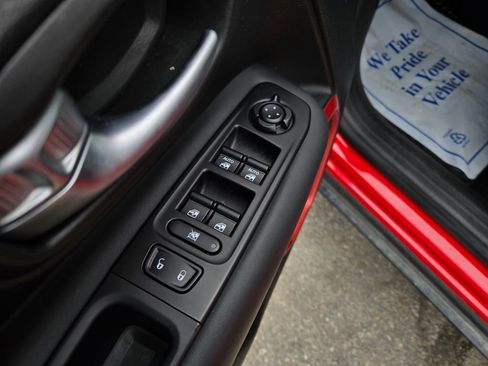 Used 2020 Jeep Renegade Trailhawk w/ Cold Weather Group image 14