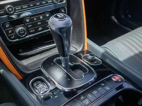 Used 2018 Bentley Flying Spur S V8 AWD/4WD image 48