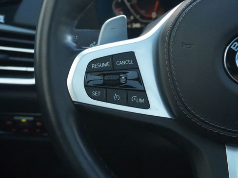 Certified 2022 BMW X5 xDrive40i w/ M Sport Package image 16