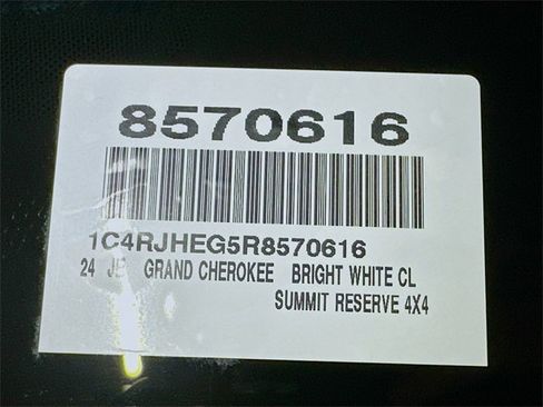Certified 2024 Jeep Grand Cherokee Summit image 27