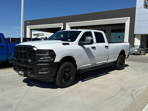 New 2026 RAM 2500 Tradesman AWD/4WD image 2