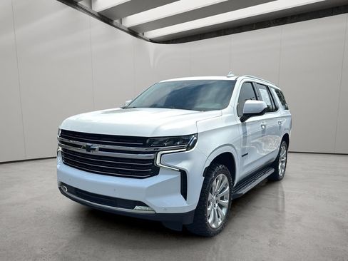 Used 2022 Chevrolet Tahoe LT RWD image 1