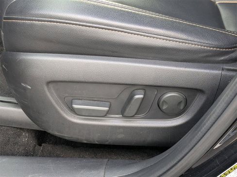 Used 2024 MAZDA CX-90 3.3 Turbo w/ Select Package image 13