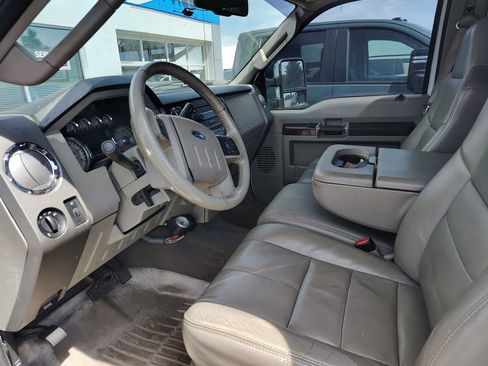 Used 2008 Ford F250 Lariat AWD/4WD image 10