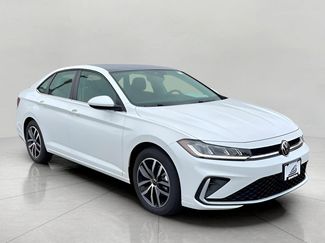 New 2025 Volkswagen Jetta SE video 1