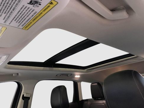 Used 2019 Ford Escape SEL image 33