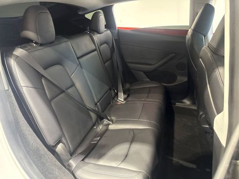 Used 2023 Tesla Model Y Performance image 88