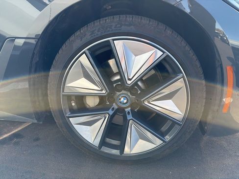 Used 2023 BMW i4 eDrive35 w/ Premium Package RWD image 10