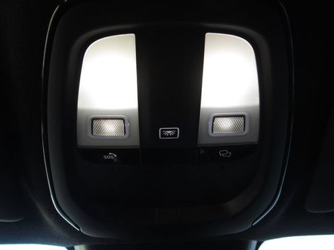 Used 2023 Volvo C40 P8 Recharge Plus AWD/4WD image 27