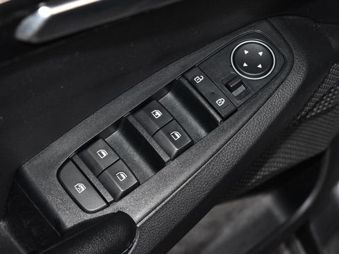 Used 2023 Kia Seltos S AWD/4WD image 5