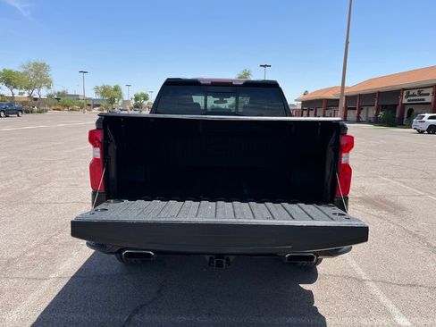 Used 2019 Chevrolet Silverado 1500 LT Trail Boss image 12