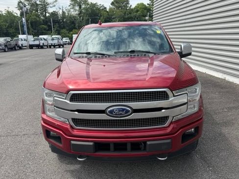 Used 2018 Ford F150 Platinum w/ Equipment Group 701A Luxury AWD/4WD image 4
