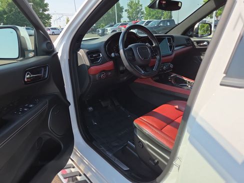 Used 2022 Dodge Durango SRT w/ Premium Interior Group AWD/4WD image 10