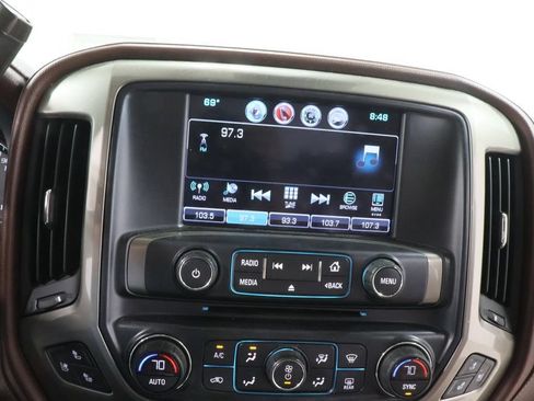 Used 2016 Chevrolet Silverado 2500 High Country w/ Duramax Plus Package AWD/4WD image 11