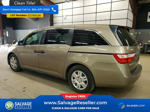 Used 2011 Honda Odyssey LX image 3