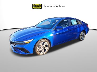New 2025 Hyundai Elantra SEL