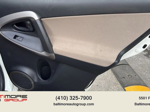 Used 2006 Toyota RAV4 Limited image 27