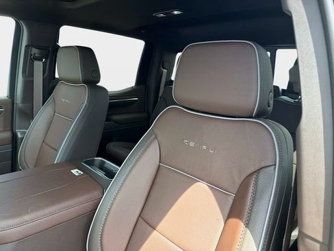 New 2026 GMC Sierra 1500 Denali w/ Denali Reserve Package AWD/4WD image 20