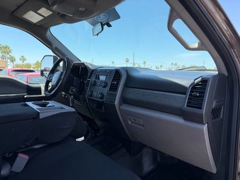 Used 2017 Ford F350 XL w/ Power Equipment Group AWD/4WD image 23