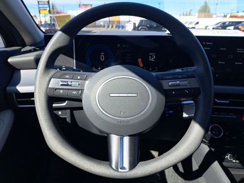 Used 2024 Hyundai Sonata SEL AWD/4WD image 19