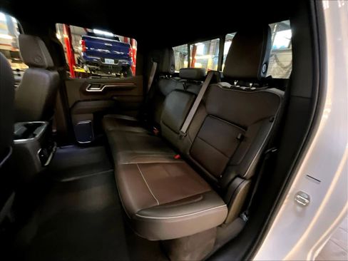 Used 2024 GMC Sierra 1500 Denali w/ Denali Reserve Package image 15