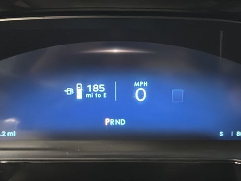 Used 2025 Lincoln Corsair AWD image 16