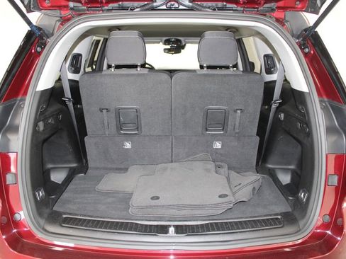 Used 2023 Jeep Grand Cherokee L Laredo image 14