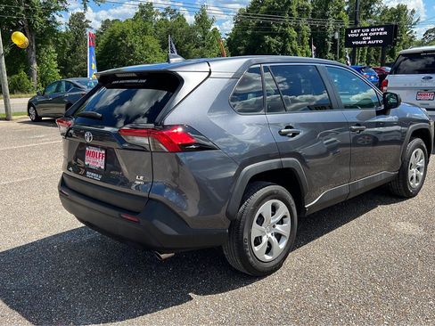 Used 2023 Toyota RAV4 LE AWD/4WD image 7