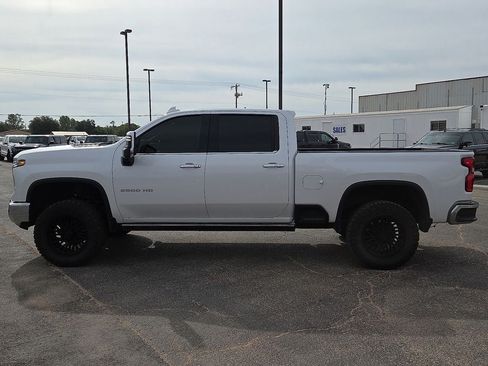 Used 2024 Chevrolet Silverado 2500 LTZ w/ LTZ Premium Package AWD/4WD image 2