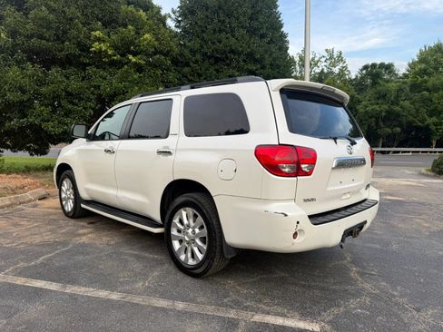 Used 2010 Toyota Sequoia Platinum AWD/4WD image 6