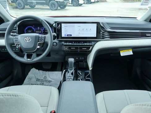 New 2026 Toyota Camry XLE image 6