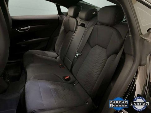 Used 2023 Audi e-tron GT Premium Plus image 20