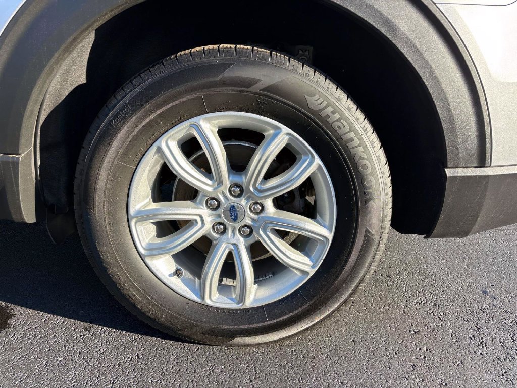 Used 2021 Ford Explorer 4WD image 30