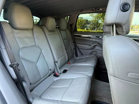 Used 2013 Porsche Cayenne AWD/4WD image 20