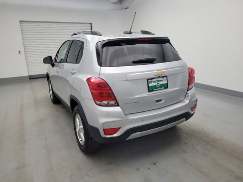 Used 2022 Chevrolet Trax LT w/ Driver Confidence Package AWD/4WD image 5