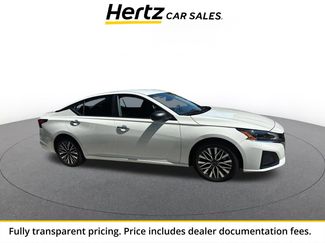 Used 2025 Nissan Altima 2.5 SV FWD video 1