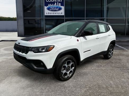 Used 2022 Jeep Compass Trailhawk w/ Trailhawk Convenience Group AWD/4WD image 1