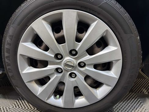Used 2019 Nissan Sentra S FWD image 31