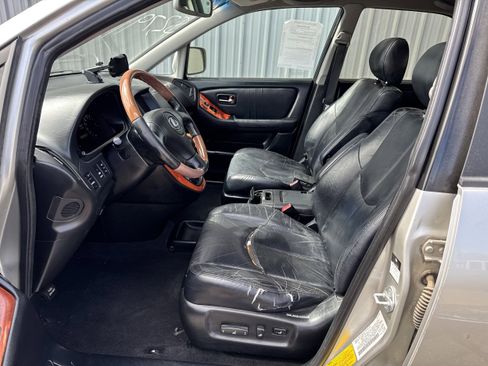 Used 2002 Lexus RX 300 4WD image 2