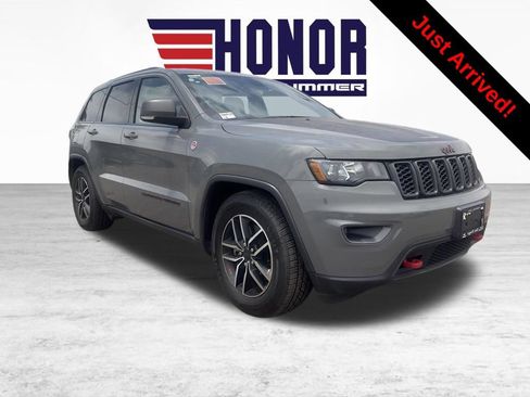 Used 2021 Jeep Grand Cherokee Trailhawk AWD/4WD image 1