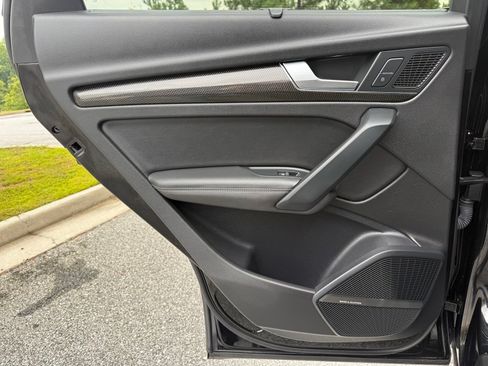 Used 2018 Audi SQ5 Prestige w/ Prestige Package AWD/4WD image 45